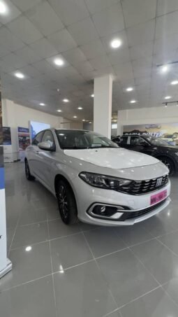 
										Fiat Tipo full									