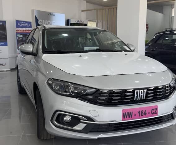 
								Fiat Tipo full									